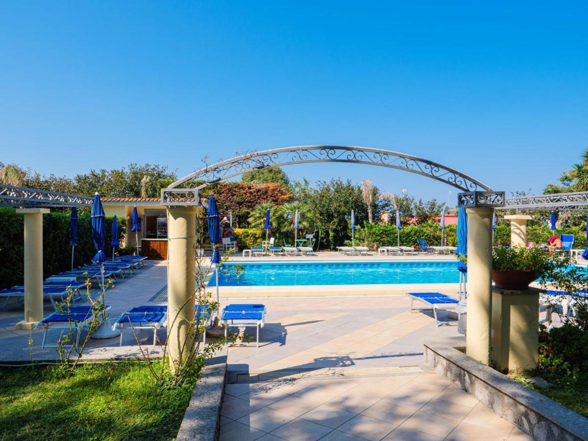 Hotel Delle Palme SantʼAgata sui Due Golfi Esterno foto