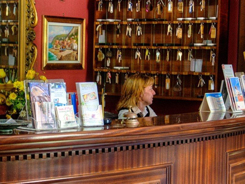 Hotel Delle Palme SantʼAgata sui Due Golfi Esterno foto