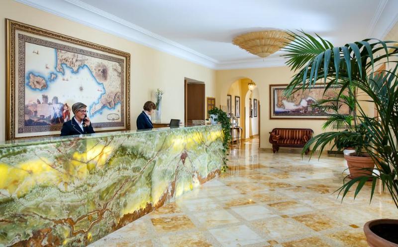 Hotel Delle Palme SantʼAgata sui Due Golfi Esterno foto